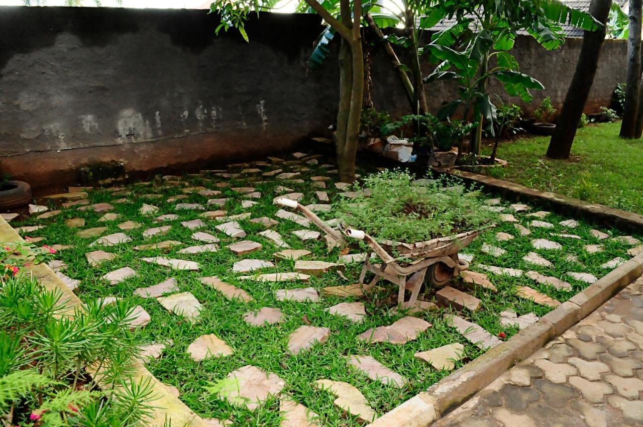 Bed and Breakfast The Shoebill Nest Kampala Exteriér fotografie